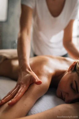 Be-am massage japonais amma assis et suédois, Annecy - Photo 2