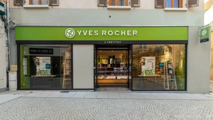Yves Rocher, Auvergne-Rhône-Alpes - Photo 1