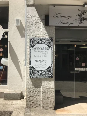 Pink Tattoo Shop, Auvergne-Rhône-Alpes - Photo 2