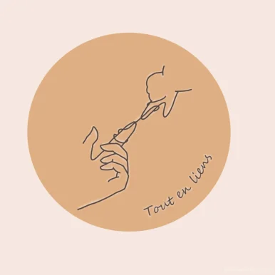 Ludivine Ferry | Tout en liens | Atelier portage | Massage femme enceinte | Bébé signe | Réflexologie bébé émotionnelle, Auvergne-Rhône-Alpes - Photo 5