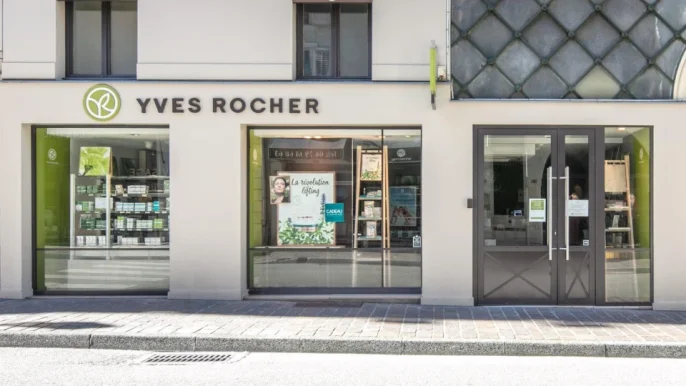 Yves Rocher, Auvergne-Rhône-Alpes - Photo 3