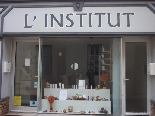 L'Institut, Bourgogne-Franche-Comté - Photo 2