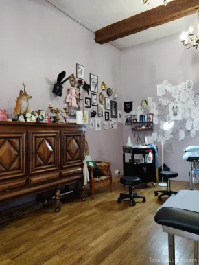 Le Cercle tattoo shop, Bourgogne-Franche-Comté - Photo 2