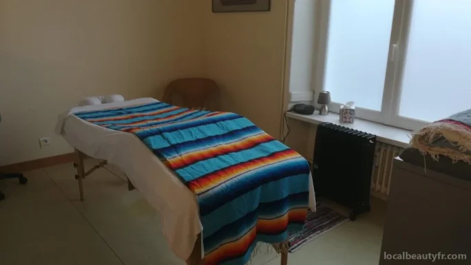 Painless Deep Tissue Massage, Brittany - Photo 4