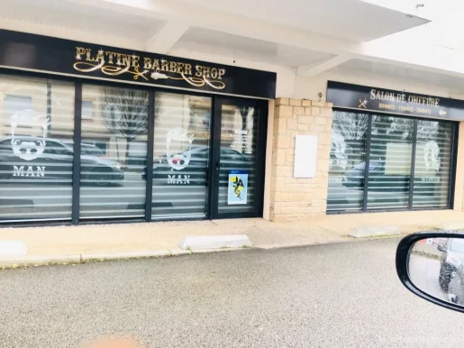 Platine Barber Shop, Brittany - Photo 1