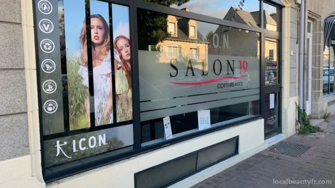 Salon 19, Brittany - Photo 1