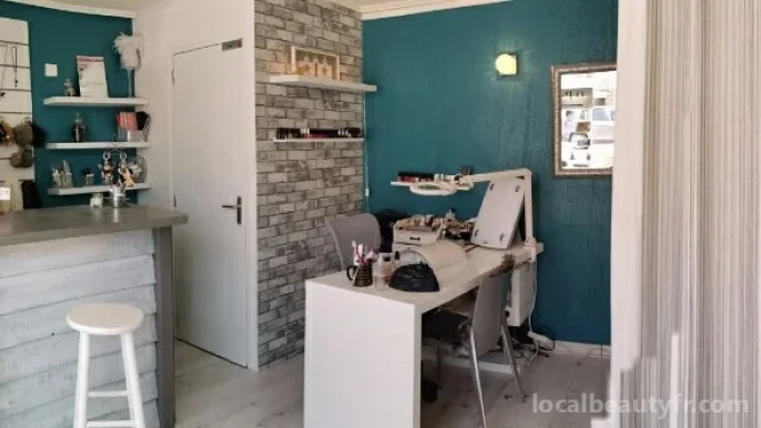 Nails' Story & Co, Brittany - Photo 2
