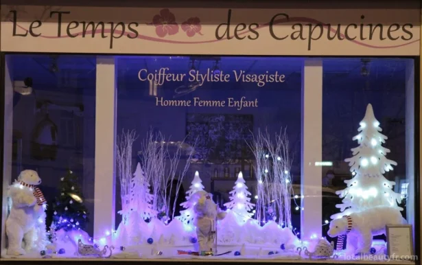 Le Temps des Capucines - Coiffeur LA RICHE, Centre-Val de Loire - Photo 1