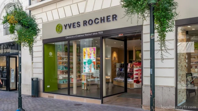 Yves Rocher, Nantes - Photo 1