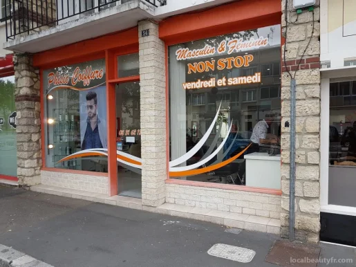 Phisic Coiffure, Normandy - 