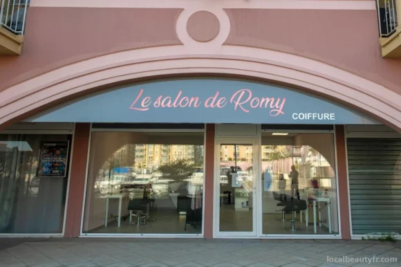 Le salon de Romy Lattes, Occitanie - Photo 3