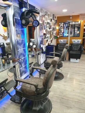 Imagin'Hair Barber shop.Coiffure mixte, Occitanie - Photo 3