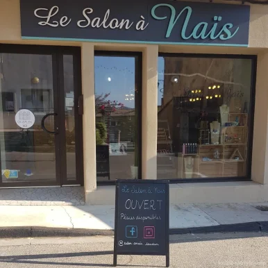 Le salon à Naïs, Occitanie - Photo 3