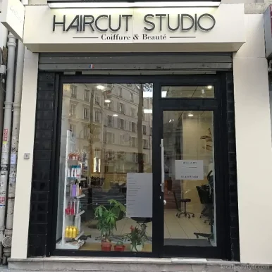 Haircut studio, Paris - 