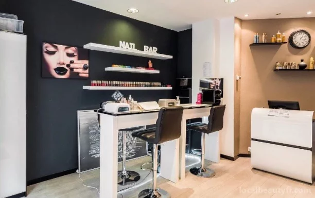 Hair station by fatou coiffure, Paris - Photo 3