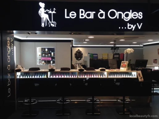 Bar À Ongles... by V, Paris - Photo 3
