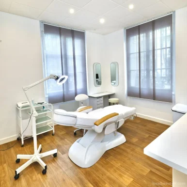 Global Esthetic Centre de Médecine, Chirurgie Esthétique et Epilation Définitive au Laser, Paris - Photo 4