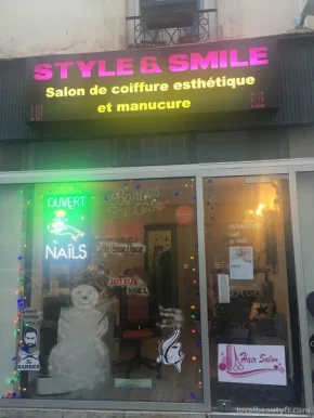 Style & Smile, Paris - 